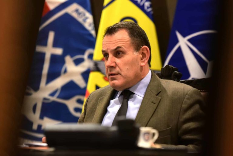 Παναγιωτόπουλος: Νέες ταυτότητες για το στρατιωτικό προσωπικό