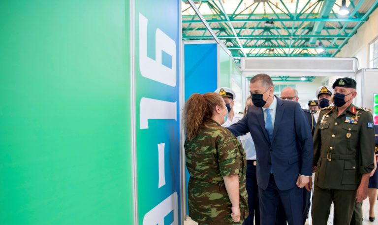 Επίσκεψη ΥΦΕΘΑ Αλκιβιάδη Στεφανή στο ΜΕΓΑ Εμβολιαστικό Κέντρο Περιστερίου