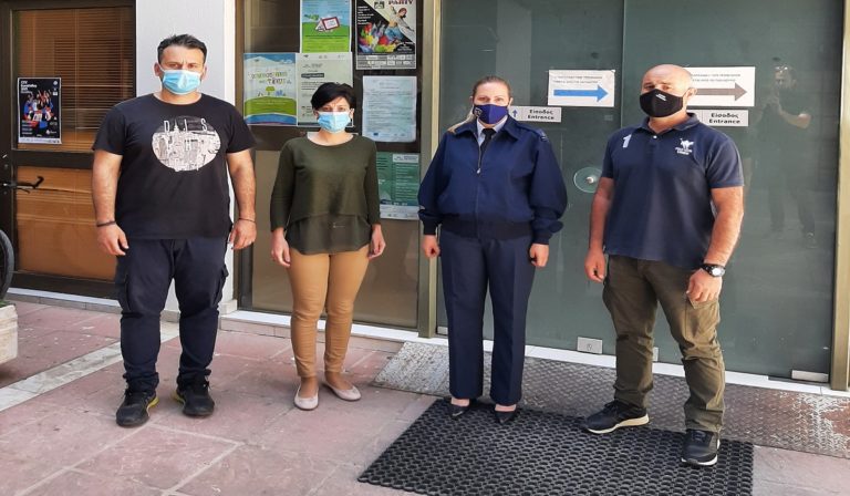 Προσφορά τροφίμων από την 110 Πτέρυγα Μάχης στο Κοινωνικό Παντοπωλείο Λάρισας