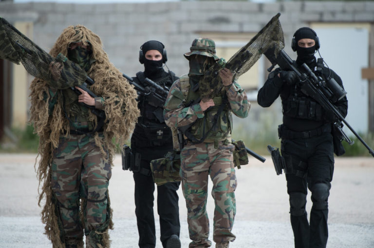 Ελεύθεροι Σκοπευτές: Ο Αόρατος Κίνδυνος