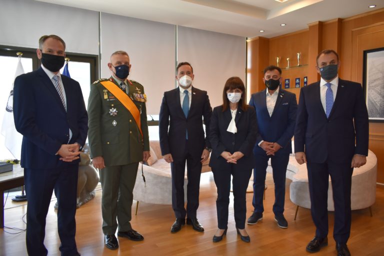 Ο ΥΕΘΑ Νικόλαος Παναγιωτόπουλος εκπροσώπησε την Κυβέρνηση στις εορταστικές εκδηλώσεις για την Απελευθέρωση της Αλεξανδρούπολης