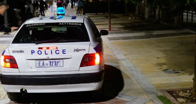 Στρατιωτικοί πήγαν με καραμπίνες στην εκκλησία για να ρίξουν μπαλωθιές