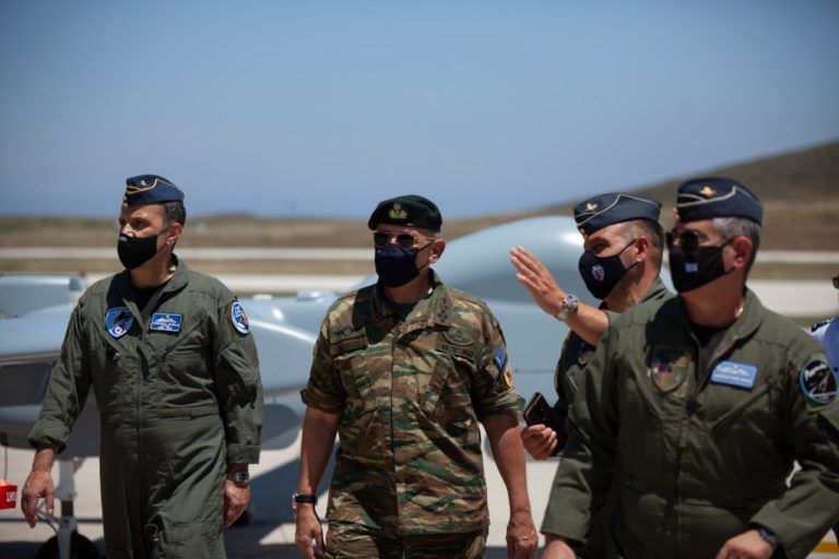 ΕΠΙΣΚΕΨΗ ΑΡΧΗΓΟΥ ΓΕΕΘΑ ΣΤΗΝ 135 ΣΜΗΝΑΡΧΙΑ ΜΑΧΗΣ ΣΤΗΝ ΣΚΥΡΟ