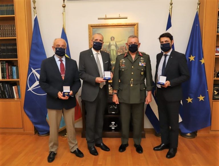 ΣΥΝΑΝΤΗΣΗ ΑΡΧΗΓΟΥ ΓΕΕΘΑ ΜΕ ΔΙΟΡΓΑΝΩΤΕΣ ΤΗΣ DEFENCE EXHIBITION ATHENS (DEFEA) 2021
