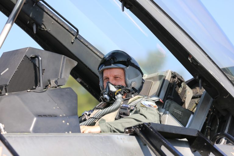 ΠΤΗΣΗ ΤΟΥ ΑΡΧΗΓΟΥ ΓΕΕΘΑ ΜΕ Α/Φ F-16