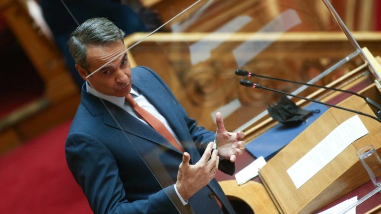 Παράθυρο από Μητσοτάκη για αλλαγές στην Ελάχιστη Βάση Εισαγωγής