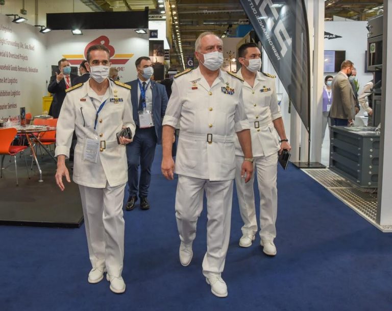Επίσκεψη Αρχηγού ΓΕΝ στην Έκθεση «DEFENCE EXHIBITION ATHENS 2021 – DEFEA 2021»
