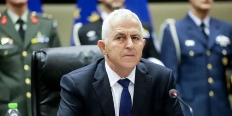 ΕΚΤΑΚΤΟ: Δεν αποδέχεται την πρόταση Μητσοτάκη ο Ευάγγελος Αποστολάκης