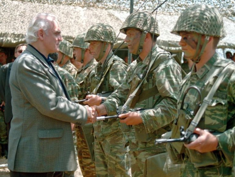 Πέθανε στα 82 του ο Ακης Τσοχατζόπουλος