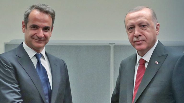 Έκτακτη τηλεφωνική επικοινωνία Μητσοτάκη – Ερντογάν για το μεταναστευτικό