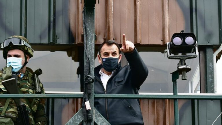 Ειδικές άδειες στρατιωτικών. Τι απάντησε ο Ν. Παναγιωτόπουλος στη ΒτΕ