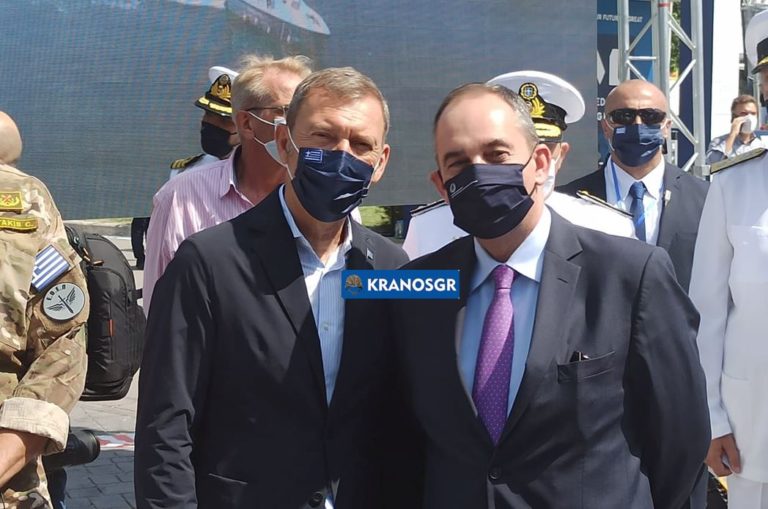 Παντού δημοφιλής και αγαπητός…