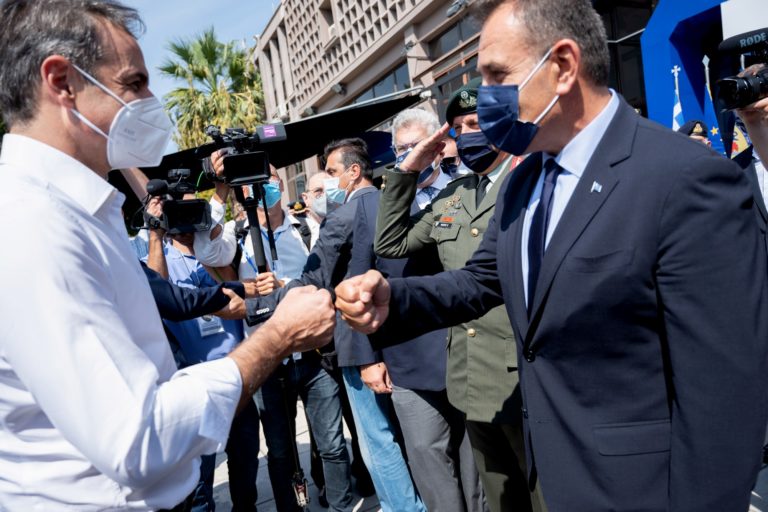Βίντεο από το χαιρετισμό του ΥΕΘΑ Ν. Παναγιωτόπουλου στα εγκαίνια του περιπτέρου του Υπουργείου Εθνικής Άμυνας στη ΔΕΘ