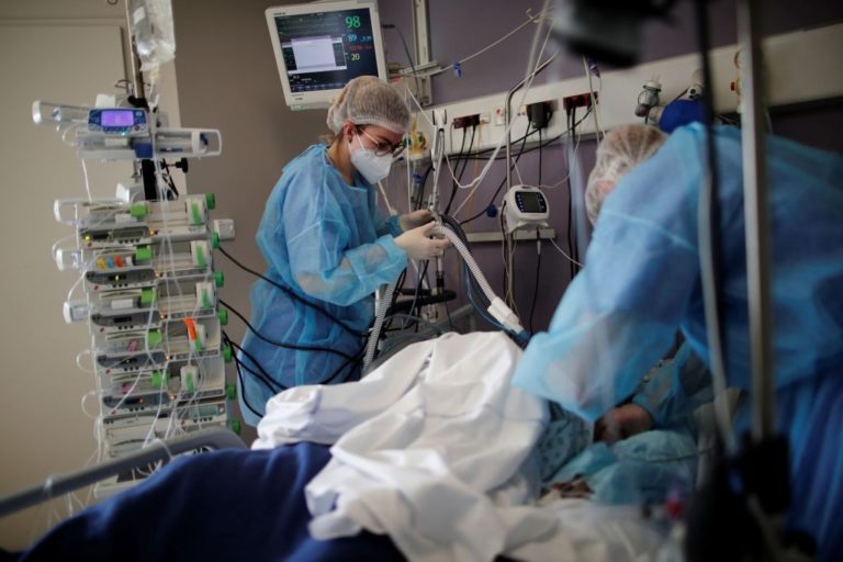 Βόρεια Ελλάδα: Σχεδόν 100% η πληρότητα ΜΕΘ ‑ Ασθενείς αρνούνται να εμβολιαστούν