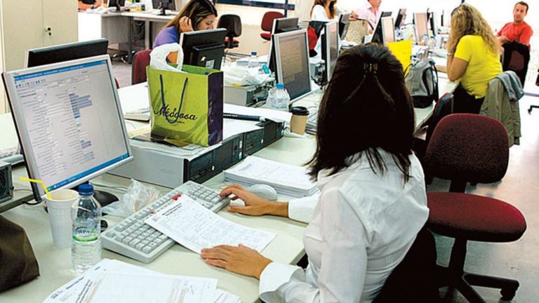 Τί άλλαξε στις άδειες των δημοσίων υπαλλήλων
