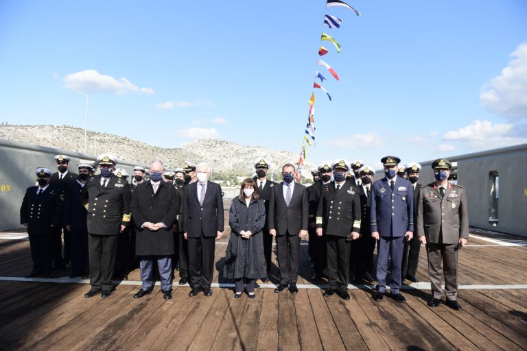 Παρουσία ΥΕΘΑ Νικόλαου Παναγιωτόπουλου στην Τελετή Ονοματοδοσίας-Εντάξεως του Πλοίου Γενικής Υποστηρίξεως «ΑΙΑΣ» στο Πολεμικό Ναυτικό