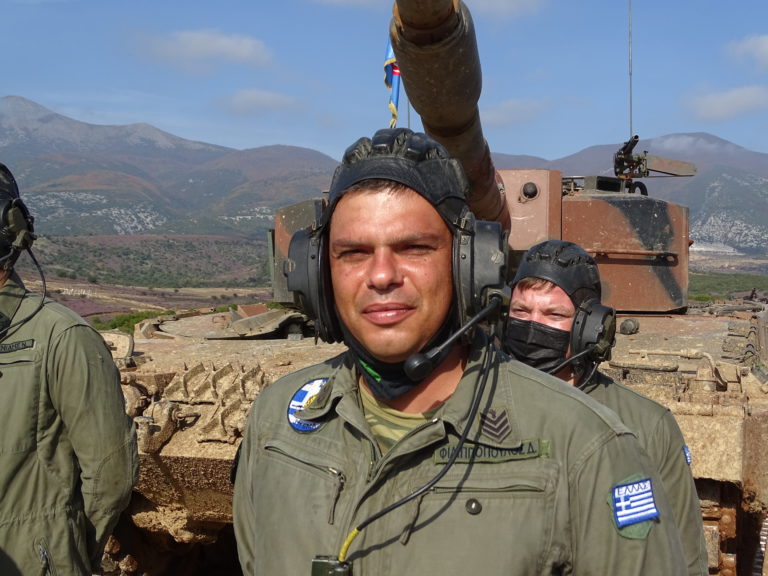 ”Το όπλο είναι ένα τα Τεθωρακισμένα”! Μοναδικά φωτογραφικά κλικ από το διαγωνισμό αρμάτων στην Ξάνθη