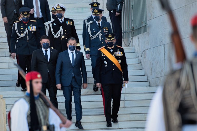 Παρουσία ΥΕΘΑ Νικόλαου Παναγιωτόπουλου στις Εορταστικές Εκδηλώσεις για την Ημέρα των Ενόπλων Δυνάμεων
