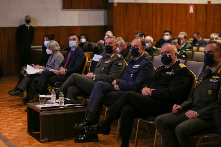 ΠΑΡΟΥΣΙΑΣΗ ΕΝΩΠΙΟΝ ΤΟΥ Α/ΓΕΕΘΑ ΤΟΥ «ΕΓΧΕΙΡΙΔΙΟΥ ΔΙΚΑΙΟΥ ΕΝΟΠΛΩΝ ΣΥΓΚΡΟΥΣΕΩΝ»