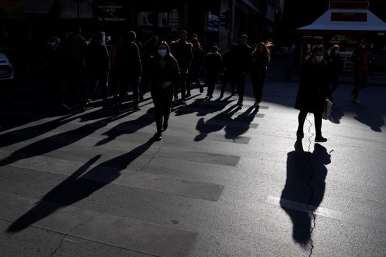 Κορονοϊός: 28.828 νέα κρούσματα σήμερα, 72 θάνατοι, 620 διασωληνωμένοι