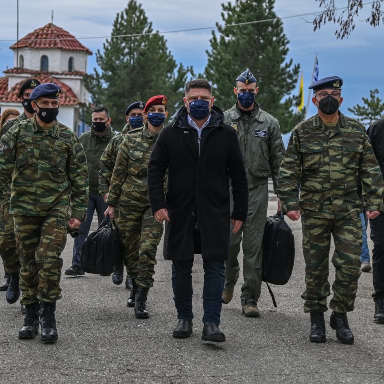 Σε μονάδες της Κομοτηνής και της Αλεξανδρούπολης ο ΥΦΕΘΑ Νίκος Χαρδαλιάς