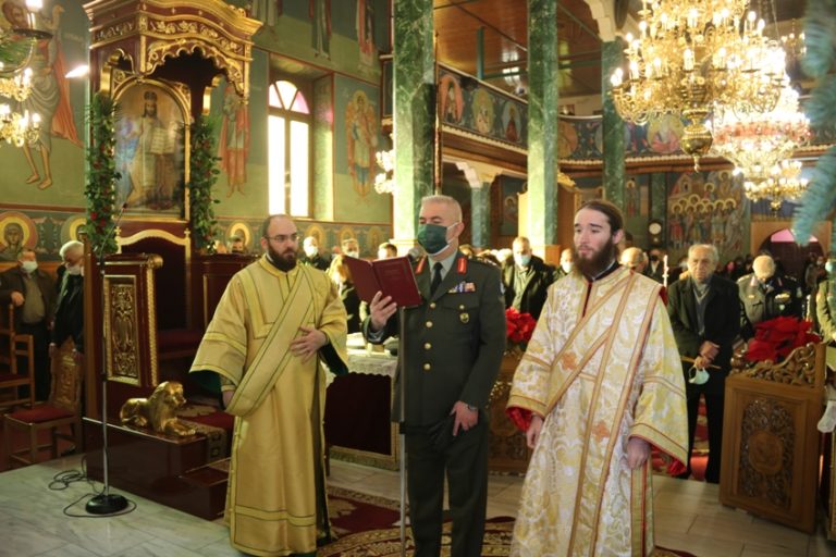 Ο Υποστράτηγος Αλεξιάδης και ο Ταξίαρχος Κολέζας σε Αρχιερατική Θεία Λειτουργία στις Καστανιές Έβρου