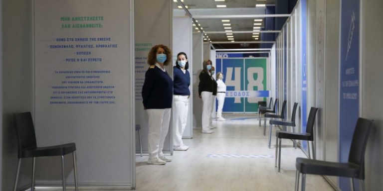 Ανεμβολίαστοι θα θεωρούνται από 1η Φεβρουαρίου όσοι δεν έχουν κάνει την ενισχυτική δόση – Πώς θα μετακινούνται