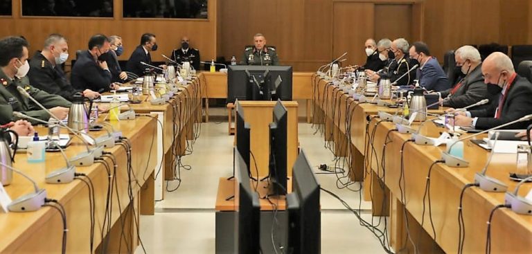 ΗΜΕΡΙΔΑ ΜΕ ΘΕΜΑ «ΟΙ ΕΝΟΠΛΕΣ ΔΥΝΑΜΕΙΣ ΣΕ ΤΡΟΧΙΑ ΔΙΑΣΤΗΜΑΤΟΣ»
