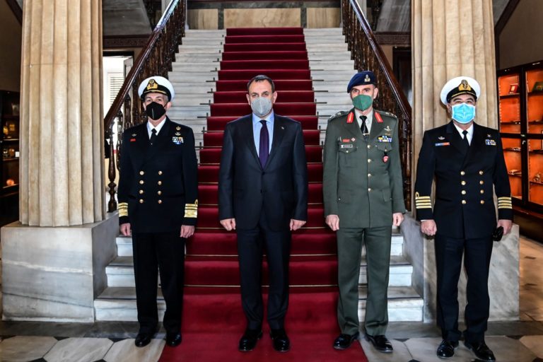 Επίσκεψη ΥΕΘΑ Νικόλαου Παναγιωτόπουλου στη Σχολή Εθνικής Αμύνης