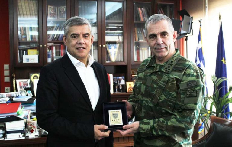 Συνάντηση του Διοικητή 1ης Στρατιάς με τον Περιφερειάρχη Θεσσαλία