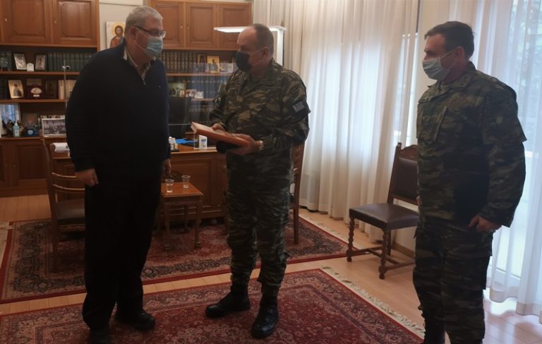 Στον Περιφερειάρχη Ηπείρου ο Δκτης του Γ’ΣΣ Αντιστράτηγος Σωτήριος Κωστάκογλου