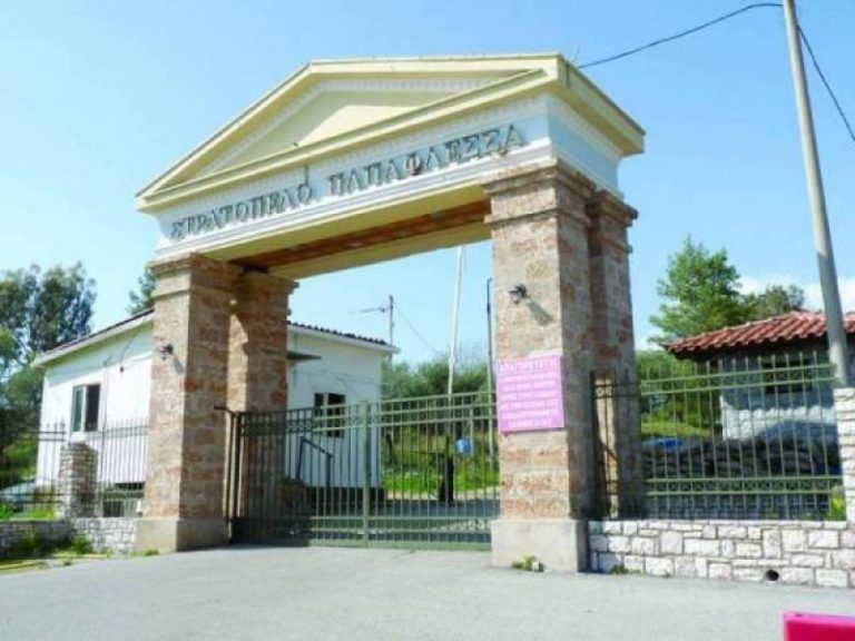 Αυτοψία για επαναλειτουργία του στρατοπέδου Καλαμάτας ως Κέντρου Νεοσυλλέκτων