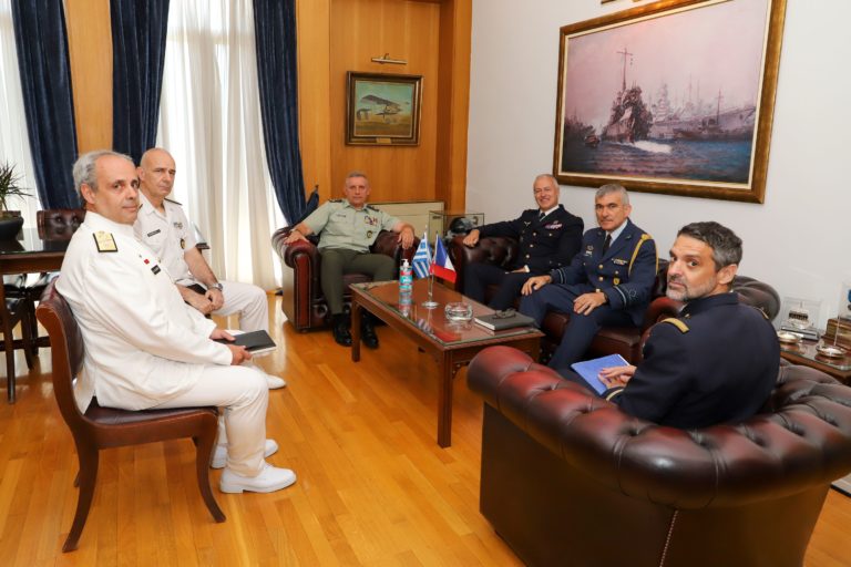 ΣΥΝΑΝΤΗΣΗ ΤΟΥ ΑΡΧΗΓΟΥ ΓΕΕΘΑ ΜΕ ΤΟΝ ΔΙΟΙΚΗΤΗ ΤΗΣ COMMANDEMENT DE L’ESPACE ΤΗΣ ΓΑΛΛΙΑΣ