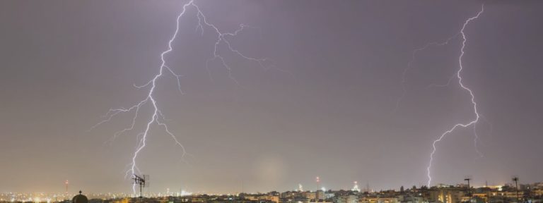 Έκτακτο δελτίο -Αναμένεται επικίνδυνος καιρός για όλο το τριήμερο του Αγίου Πνεύματος
