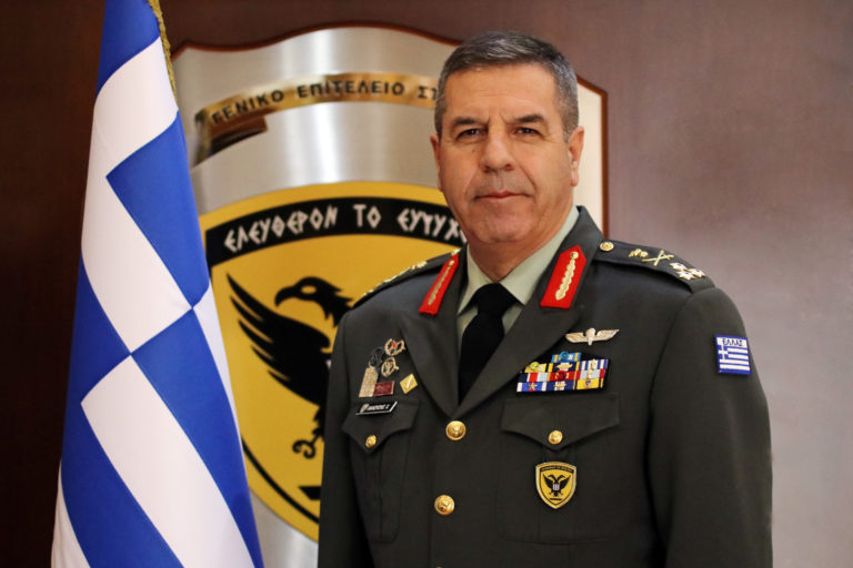 ”Από πότε είσαι παιδί μου στη ΛΑΦ; Από τότε που ήσασταν Ταξίαρχος κ. Αρχηγέ”