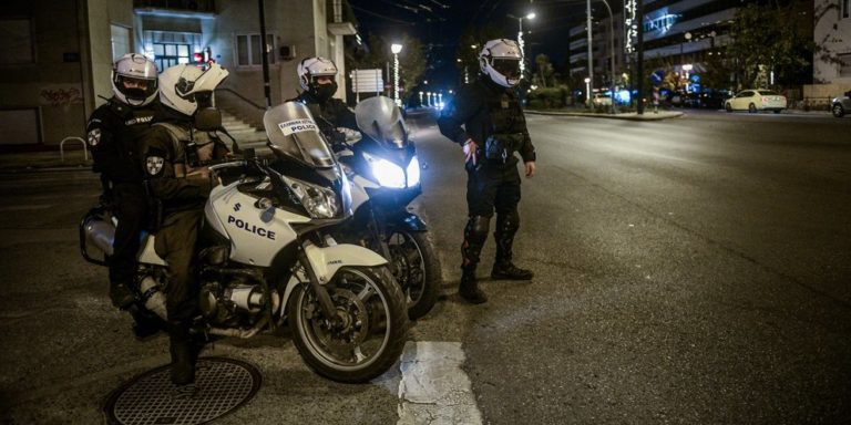 ΣΤΡΑΤΙΩΤΗΣ ΤΡΑΥΜΑΤΙΣΕ ΑΣΤΥΝΟΜΙΚΟ ΤΗΣ ΔΙΑΣ ΜΕ… ΣΟΥΖΑ ΓΙΑ ΝΑ ΑΠΟΦΥΓΕΙ ΕΛΕΓΧΟ