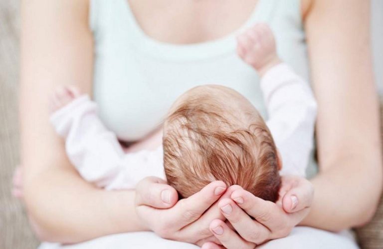 Απαράδεκτη διάκριση στη χορήγηση επιδόματος τοκετού των στρατιωτικών
