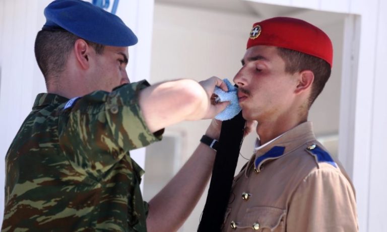 Έρχεται καύσωνα διαρκείας. Τι θα ισχύσει με το ωράριο στις Ένοπλες Δυνάμεις