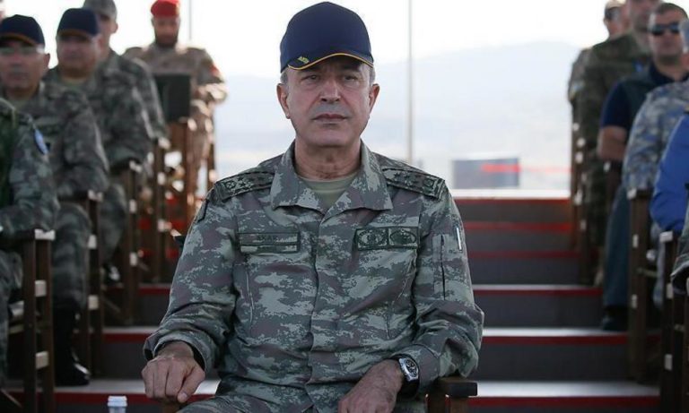 Πολεμικό μανιφέστο από Ακάρ με απειλές θανάτου σε πολιτικούς: Αμφισβητεί το καθεστώς των νησιών και “υπενθυμίζει” τη Δίκη των Έξι
