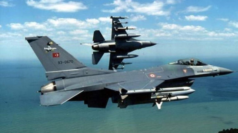 ΕΚΤΑΚΤΟ: Μπαράζ υπερπτήσεων και παραβιάσεων στο Αιγαίο ανήμερα της Παναγίας. Σε ετοιμότητα οι ΕΔ