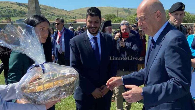 Δένδιας: ”Αμάν…καλά την έβγαλα”
