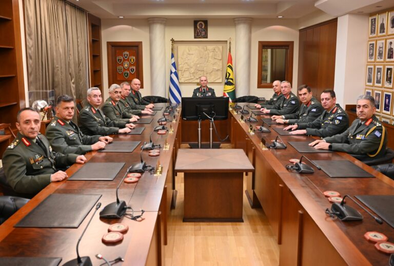 Συνεδριάζει το Ανώτατο Στρατιωτικό Συμβούλιο