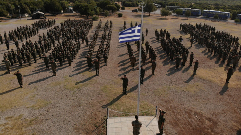 Νομοσχέδιο ΥΠΕΘΑ – Τι ισχύει για τις τακτικές και έκτακτες μεταθέσεις