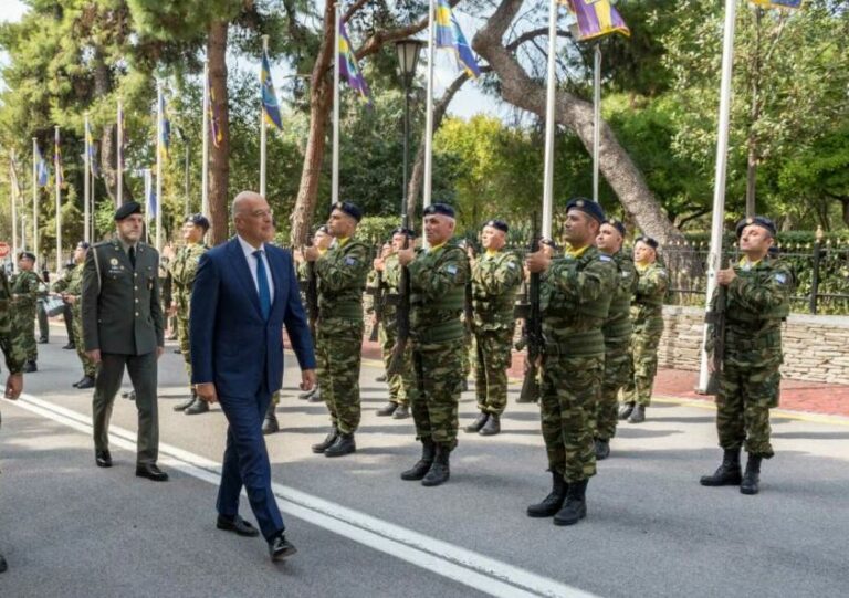 Μητσοτάκης – Δένδιας στη Θεσσαλονίκη- Επιθυμία του ΥΕΘΑ να παραστεί στον εορτασμό του Γ’ΣΣ