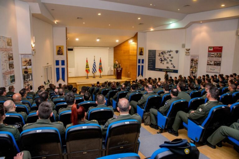 ΣΠΣΞ: Δεν πληρώθηκαν το επίδομα γιατί άργησε ο ταχυδρόμος…