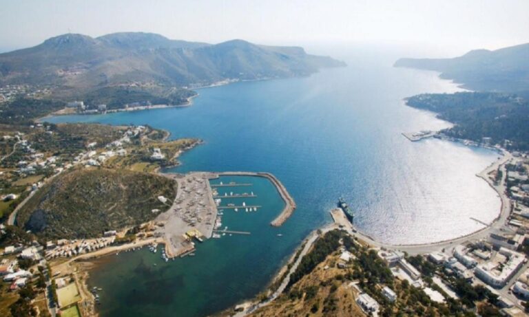ΕΚΤΑΚΤΟ: Σύλληψη μεταναστών για κατασκοπεία στη Λέρο – Φωτογράφιζαν ναυτική βάση