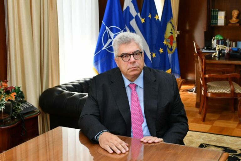 Απονομή Ηθικών Αμοιβών από το Γ.Γ ΥΠΕΘΑ Αντ. Οικονόμου