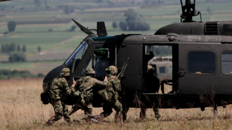 Αποστρατεία Εθελοντών Μακράς Θητείας Ανθυπασπιστών Στρατού Ξηράς