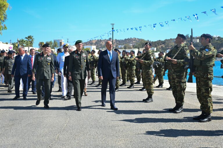Παρουσία ΥΕΘΑ Νίκου Δένδια στις εκδηλώσεις μνήμης για την 81η επέτειο από τη βύθιση του Α/Τ «Βασίλισσα Όλγα»