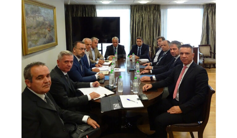 ΕΔ και ΣΑ: Τελευταία προειδοποίηση…Δεν πάει άλλο!